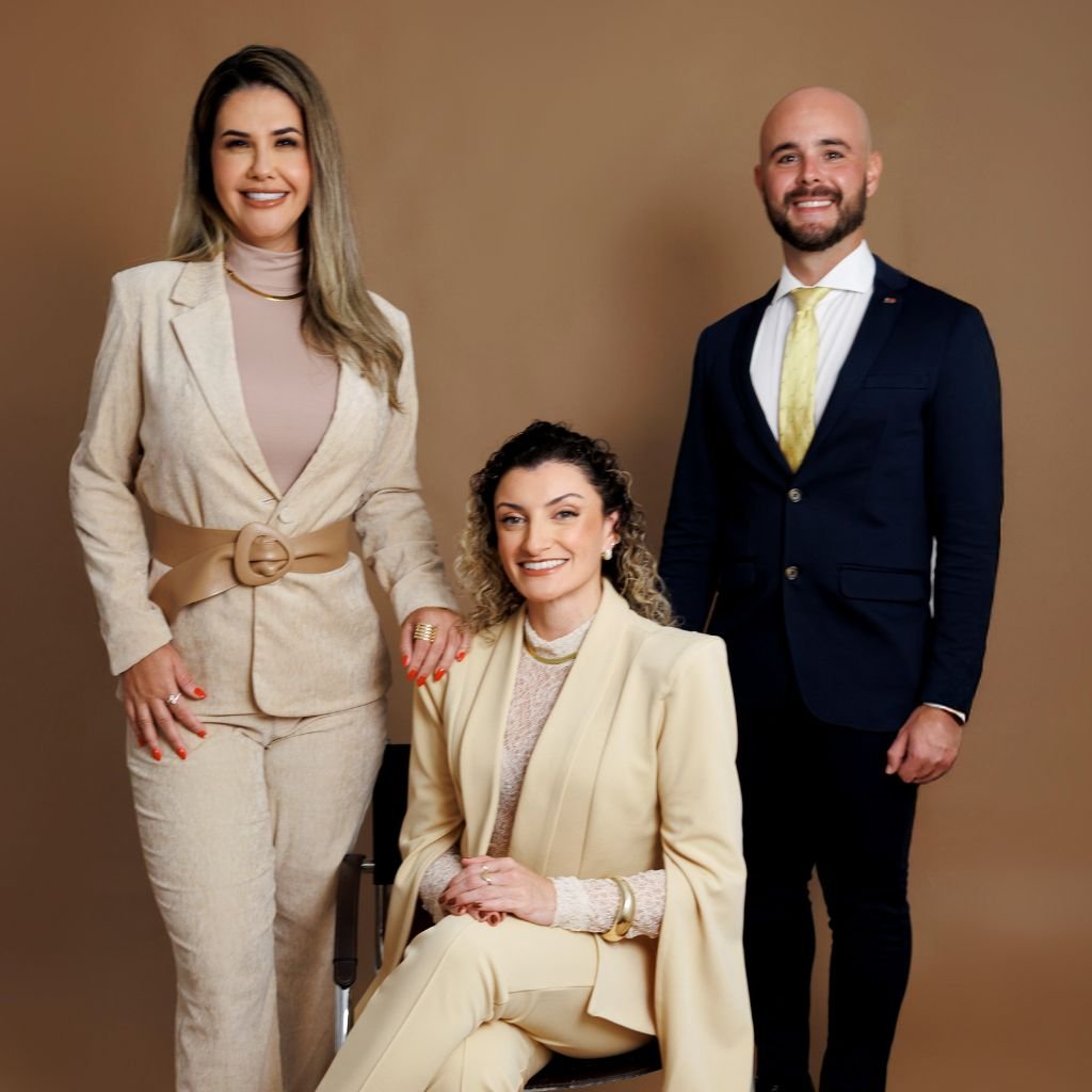 Equipe 2 - Vargas e Torres - Escritório de advocacia em São José - SC